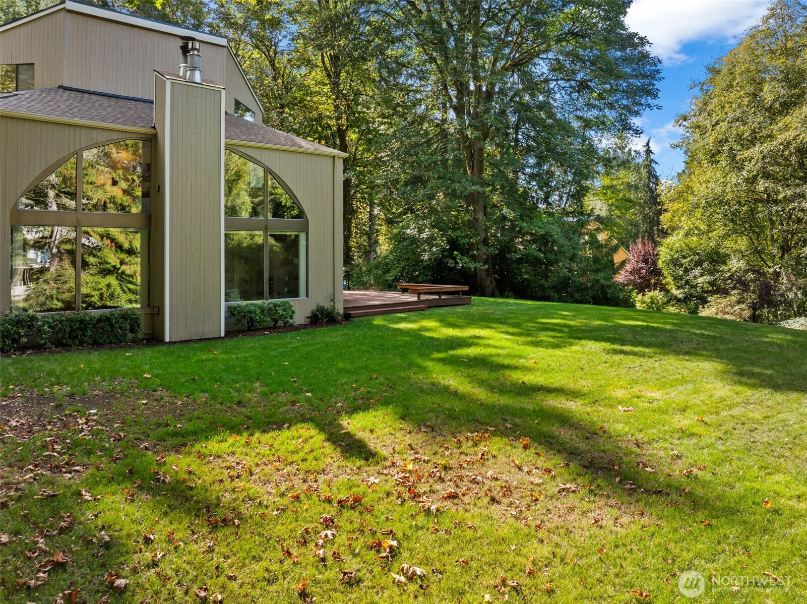 7102 78th Avenue NW