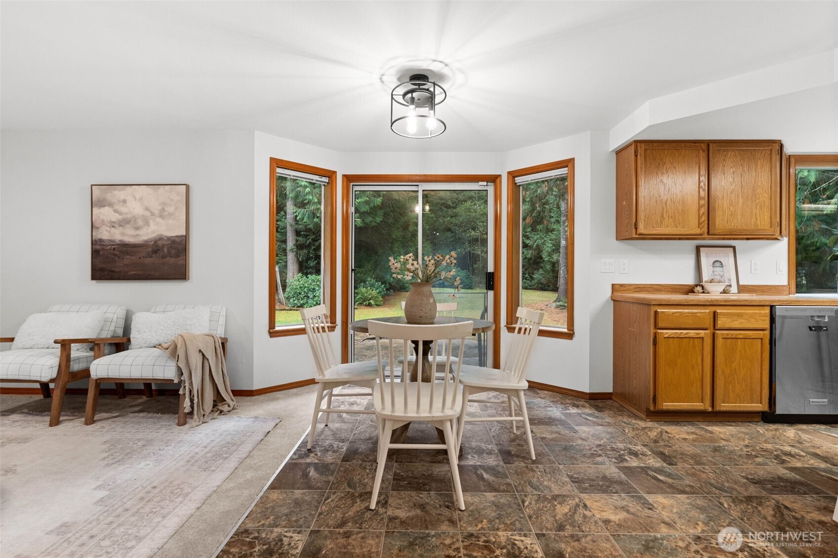 6643 Richards Avenue SE