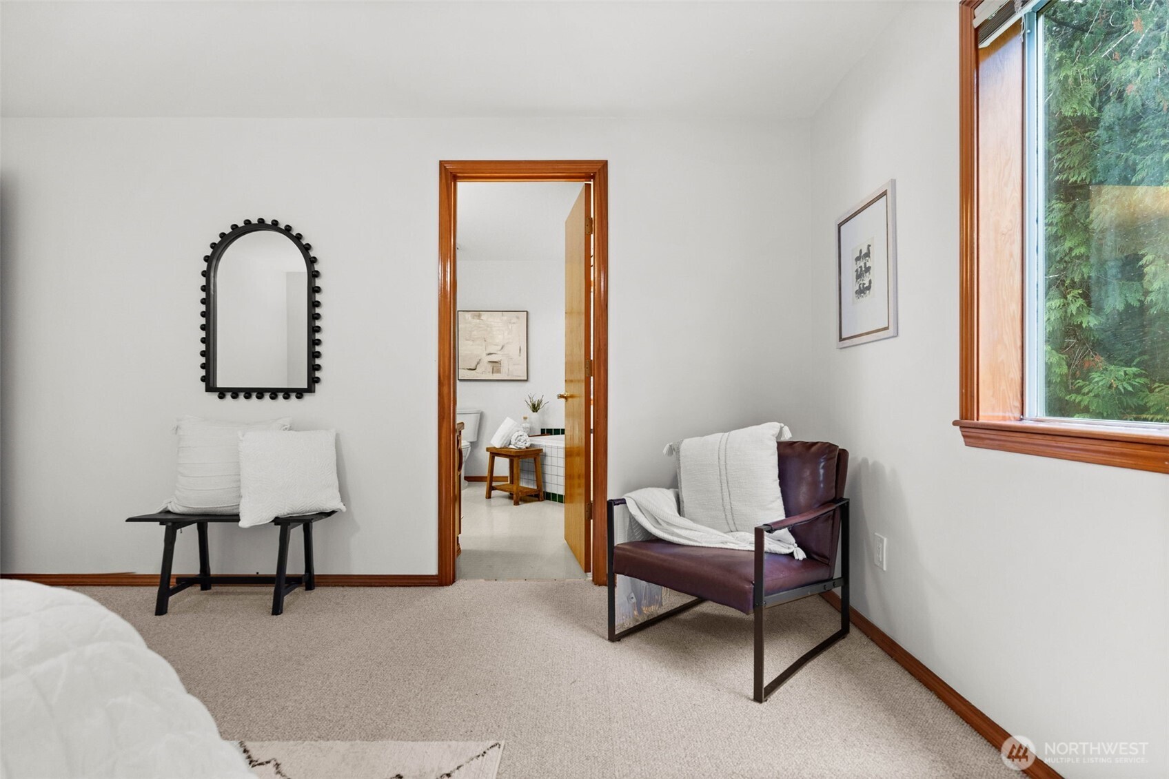 6643 Richards Avenue SE