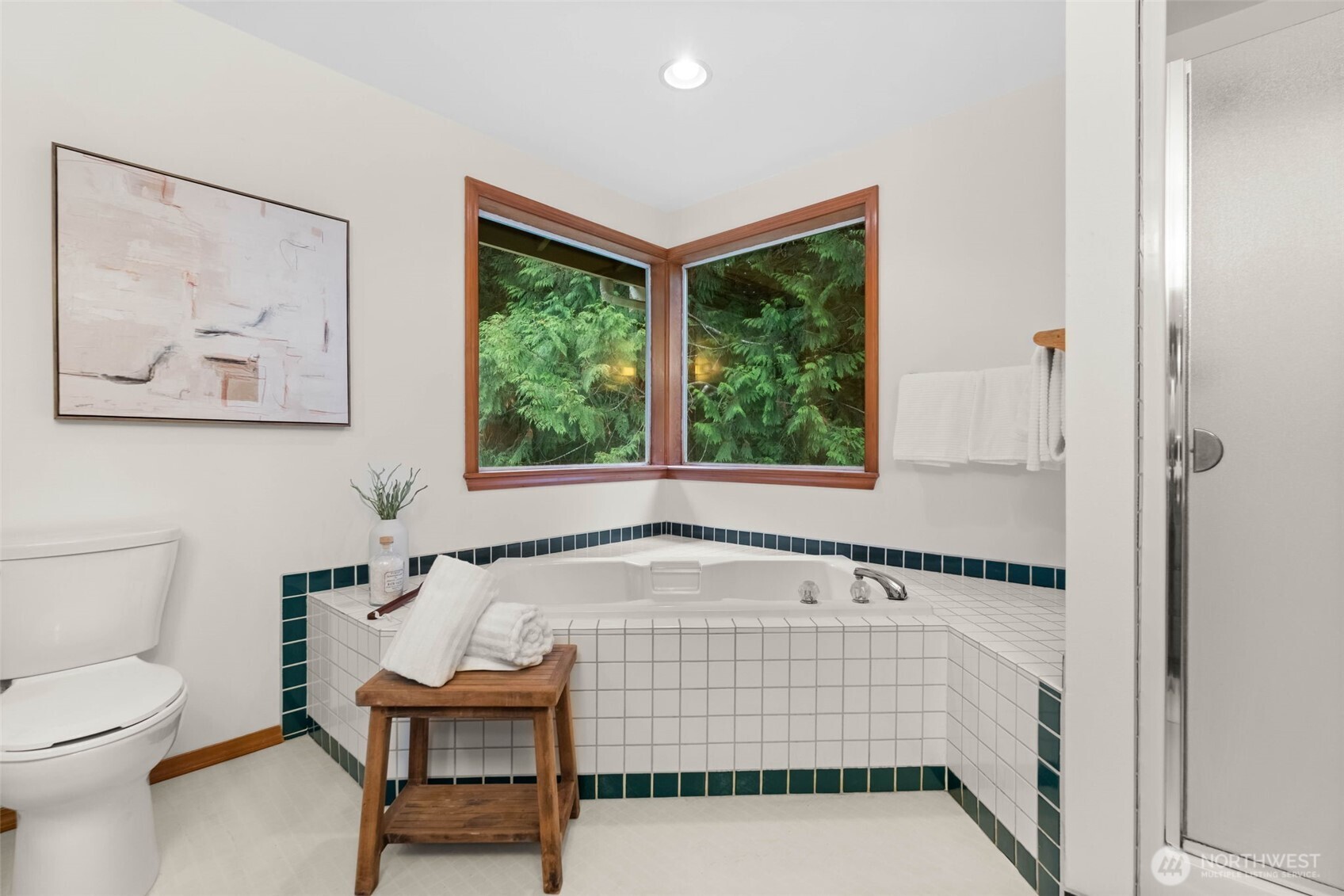 6643 Richards Avenue SE