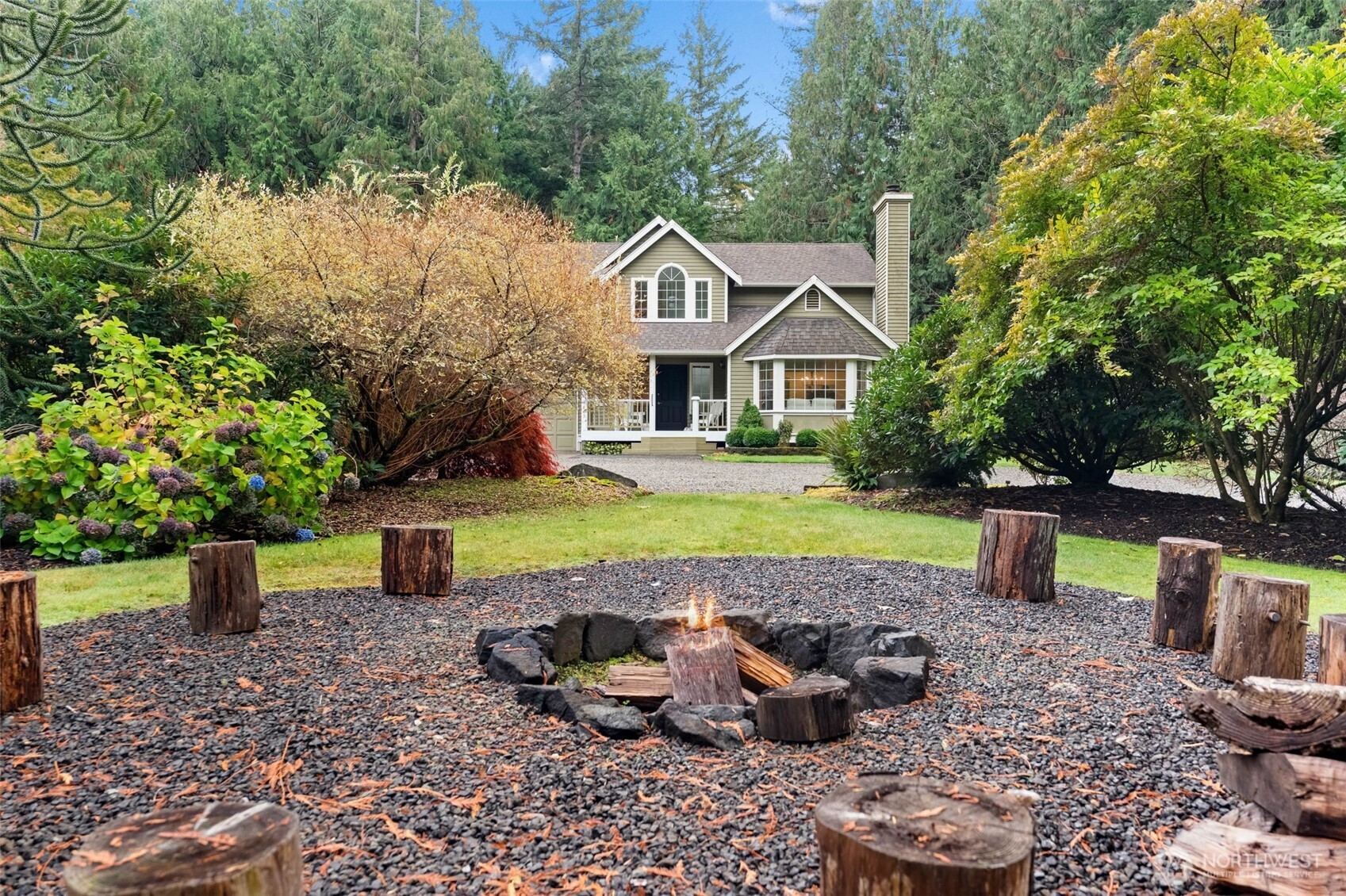 6643 Richards Avenue SE