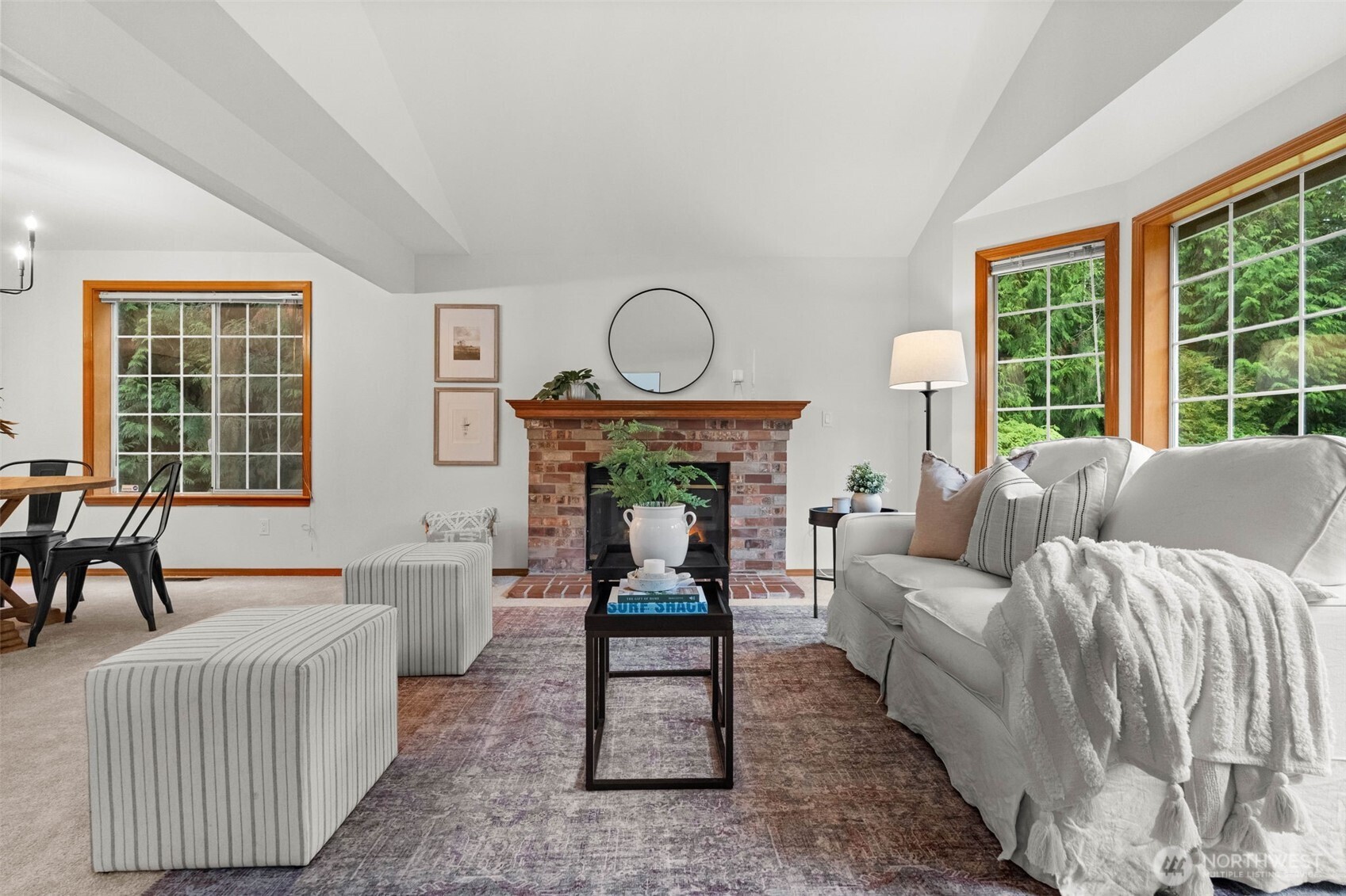 6643 Richards Avenue SE