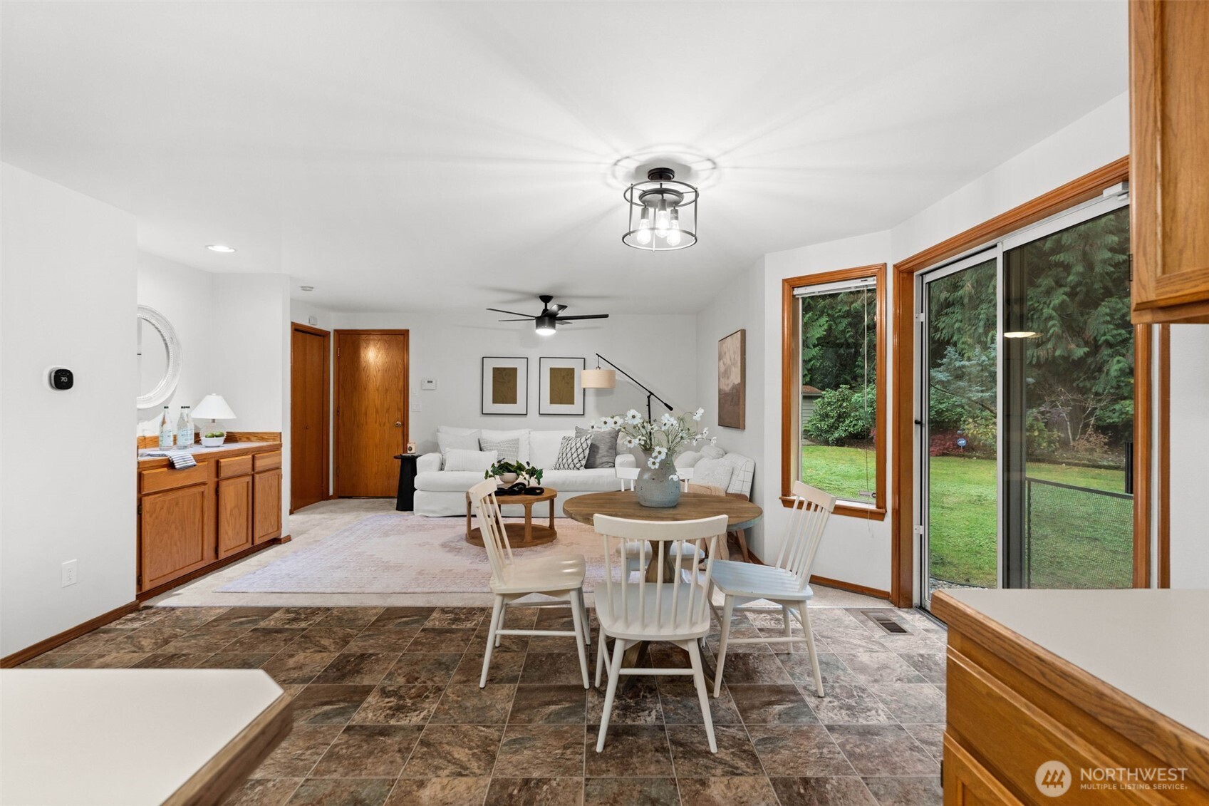 6643 Richards Avenue SE