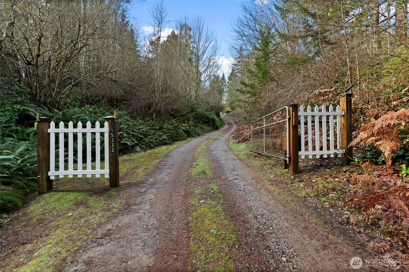 15332 Willow Road SE