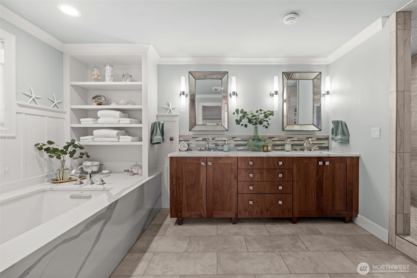 284 Bella Bella Drive