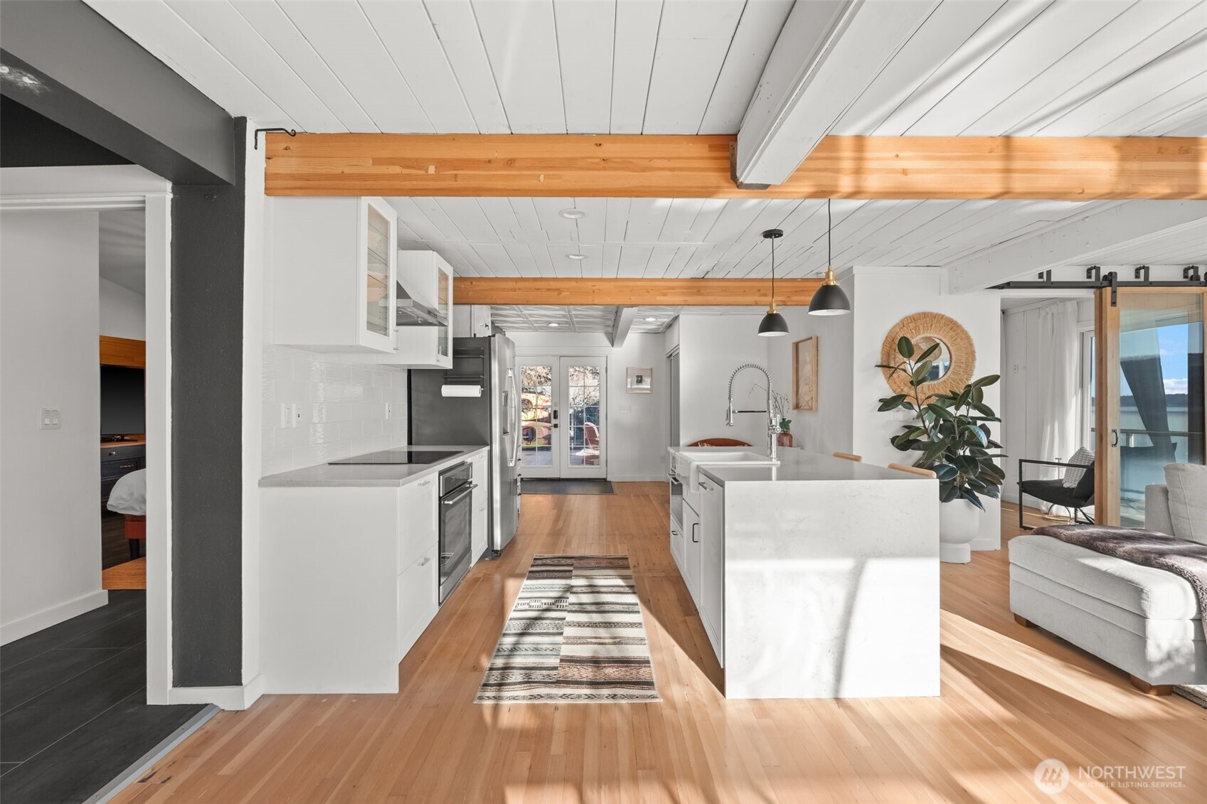 11031 NE North Shore Road