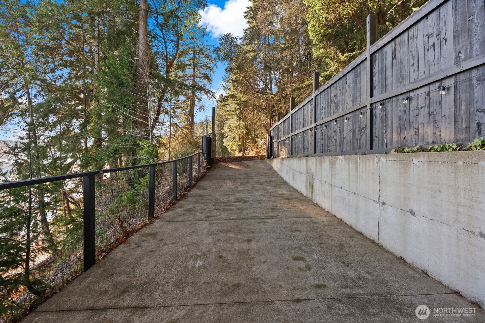 11031 NE North Shore Road