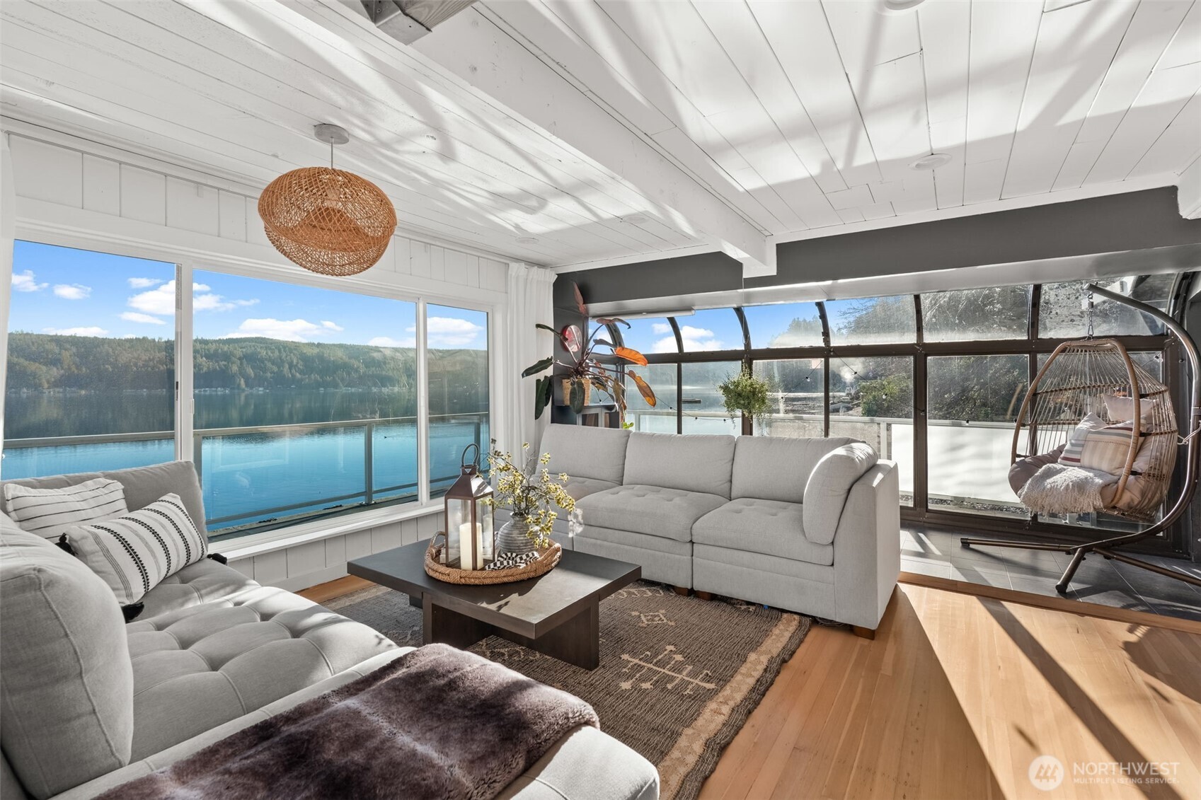 11031 NE North Shore Road