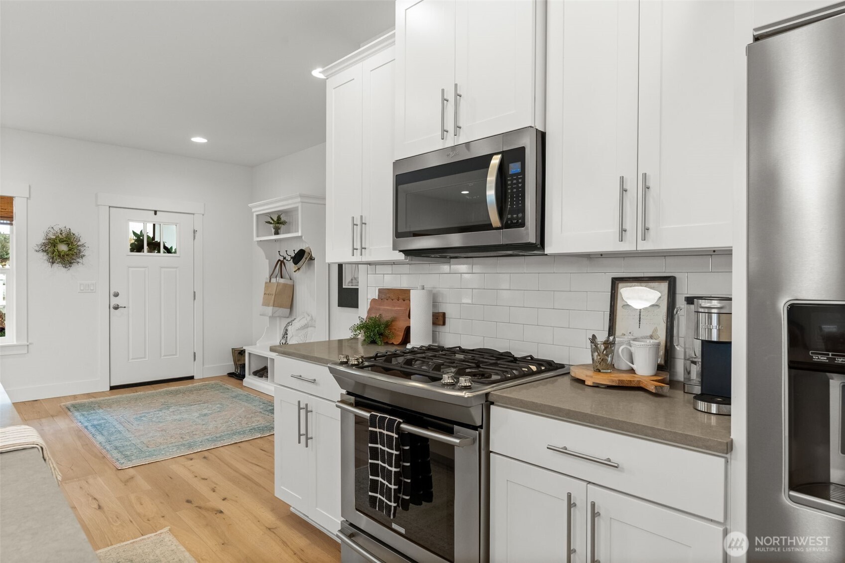 140 E Cedarland Lane