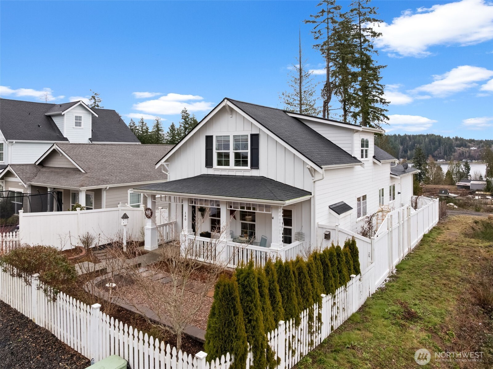 140 E Cedarland Lane