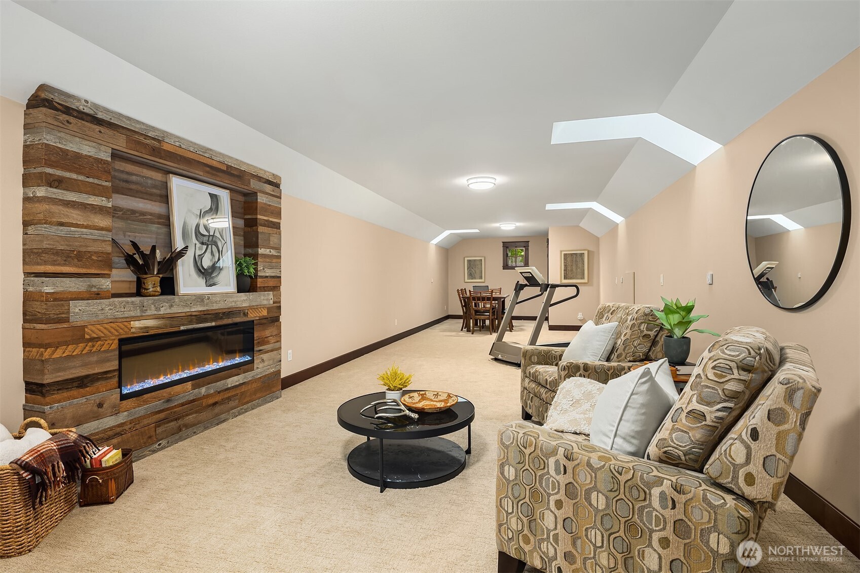 4193 NE N Shore Road