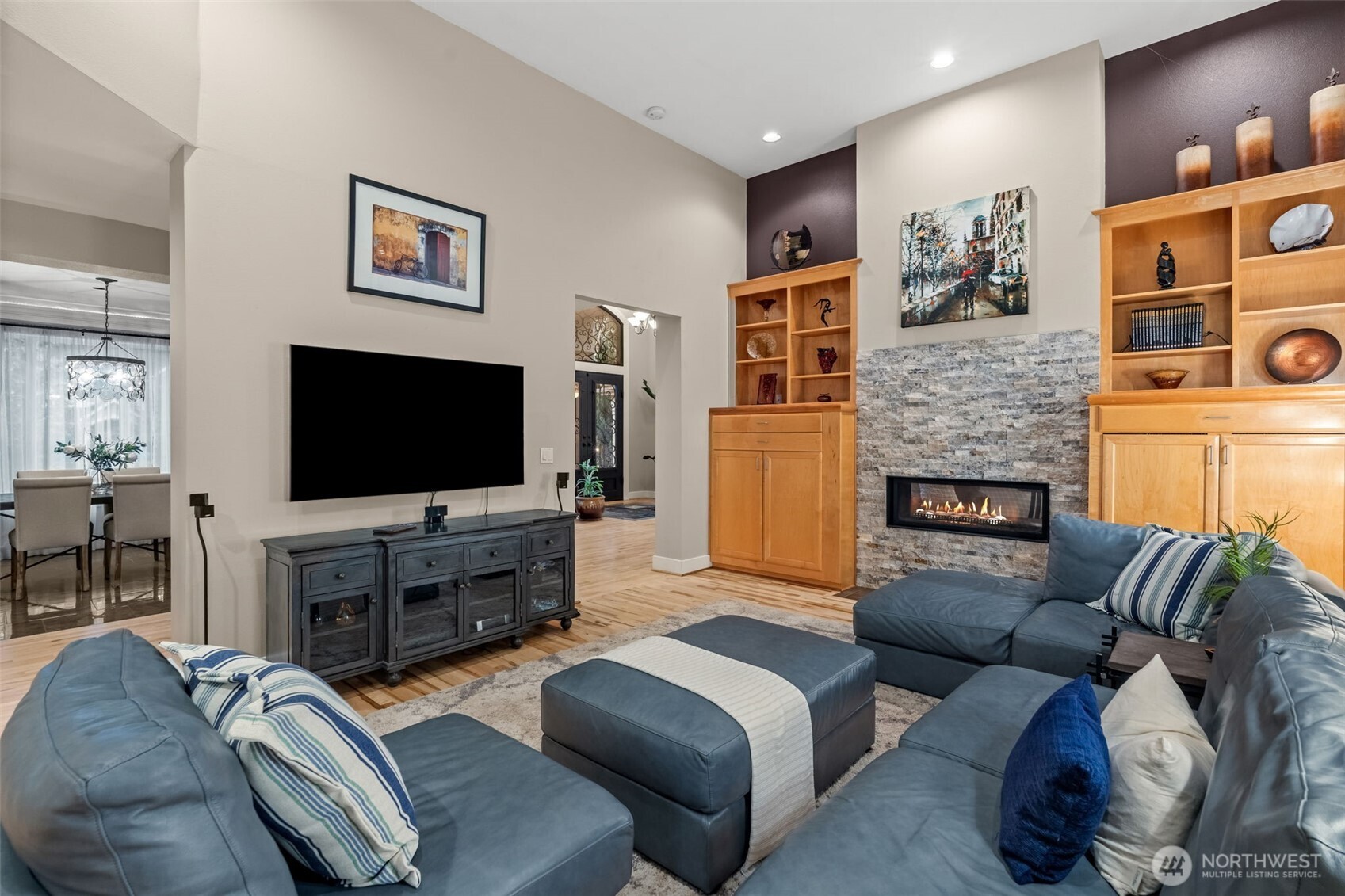 4412 Towhee Drive NW