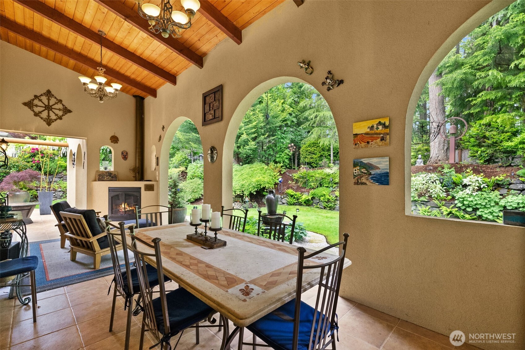 4412 Towhee Drive NW