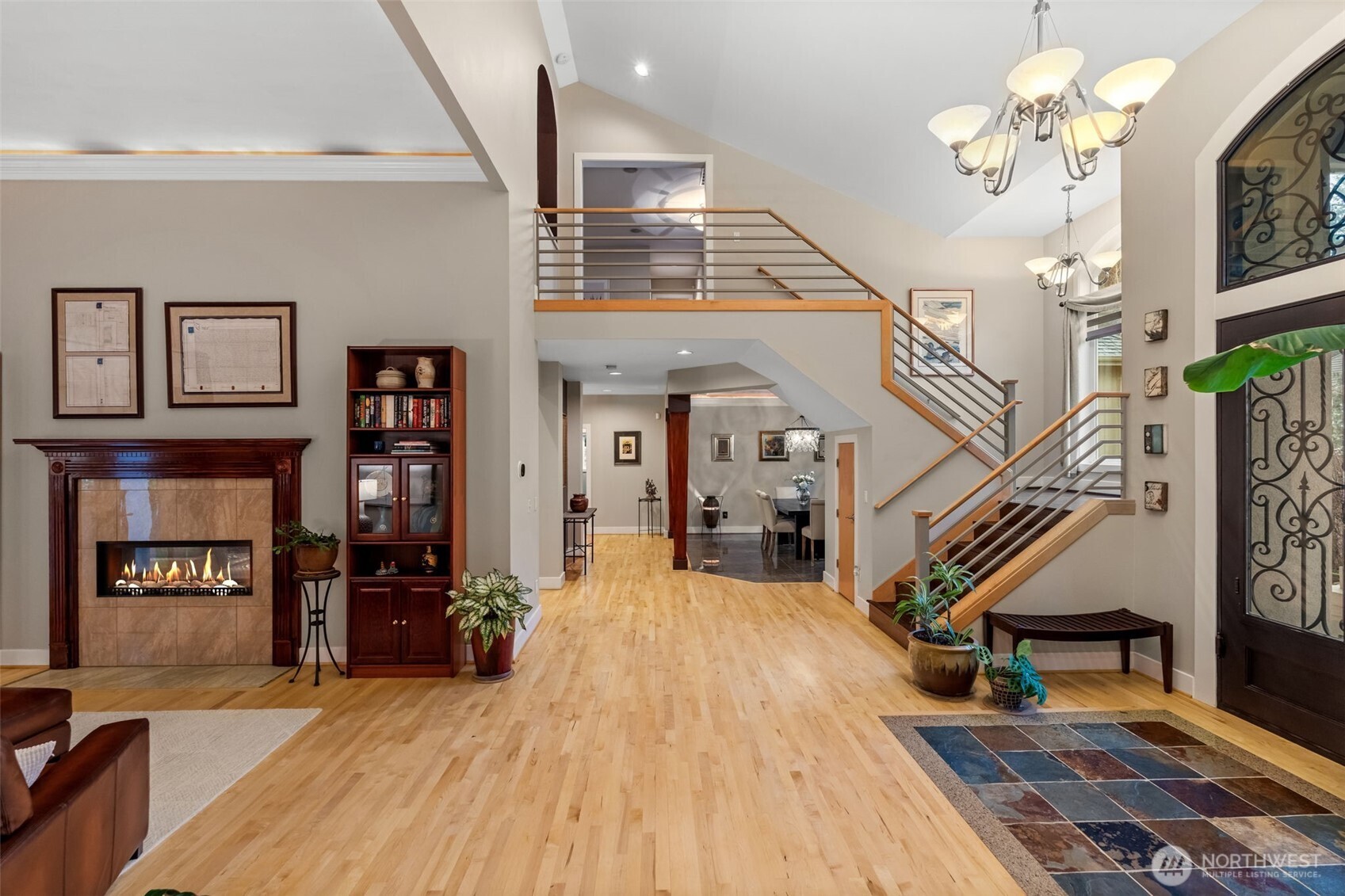 4412 Towhee Drive NW