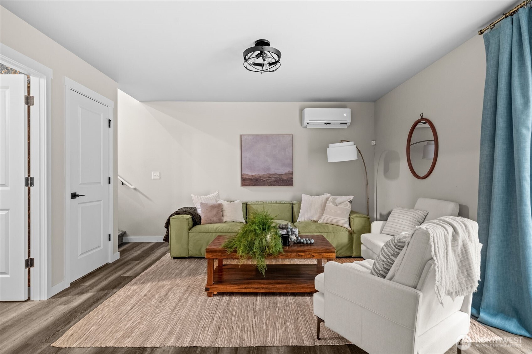 61 E Ellinor Peak Place