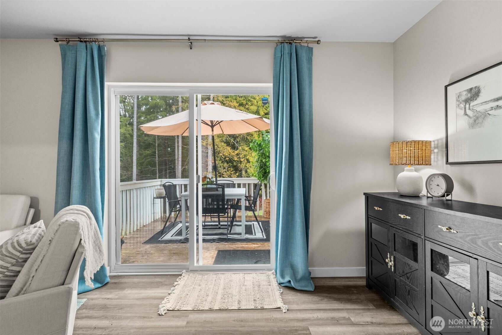 61 E Ellinor Peak Place