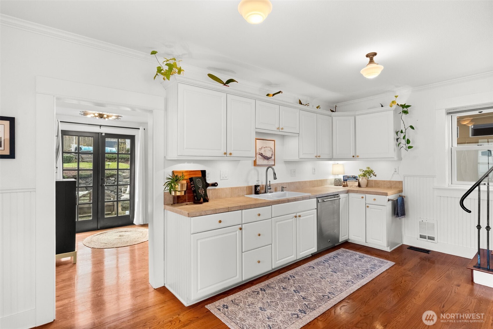 3422 Harborview Drive