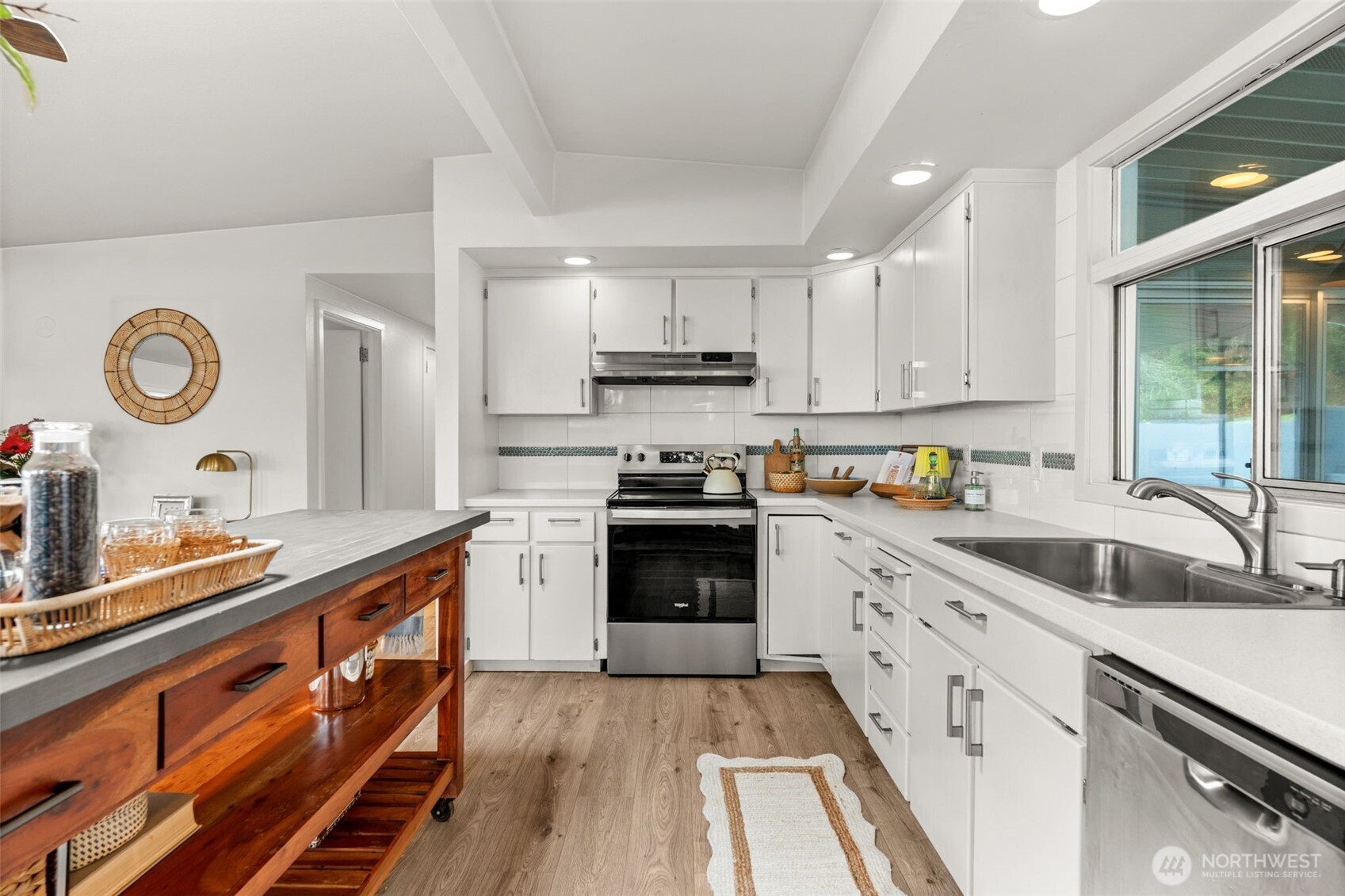 1908 Lybecker Drive NW