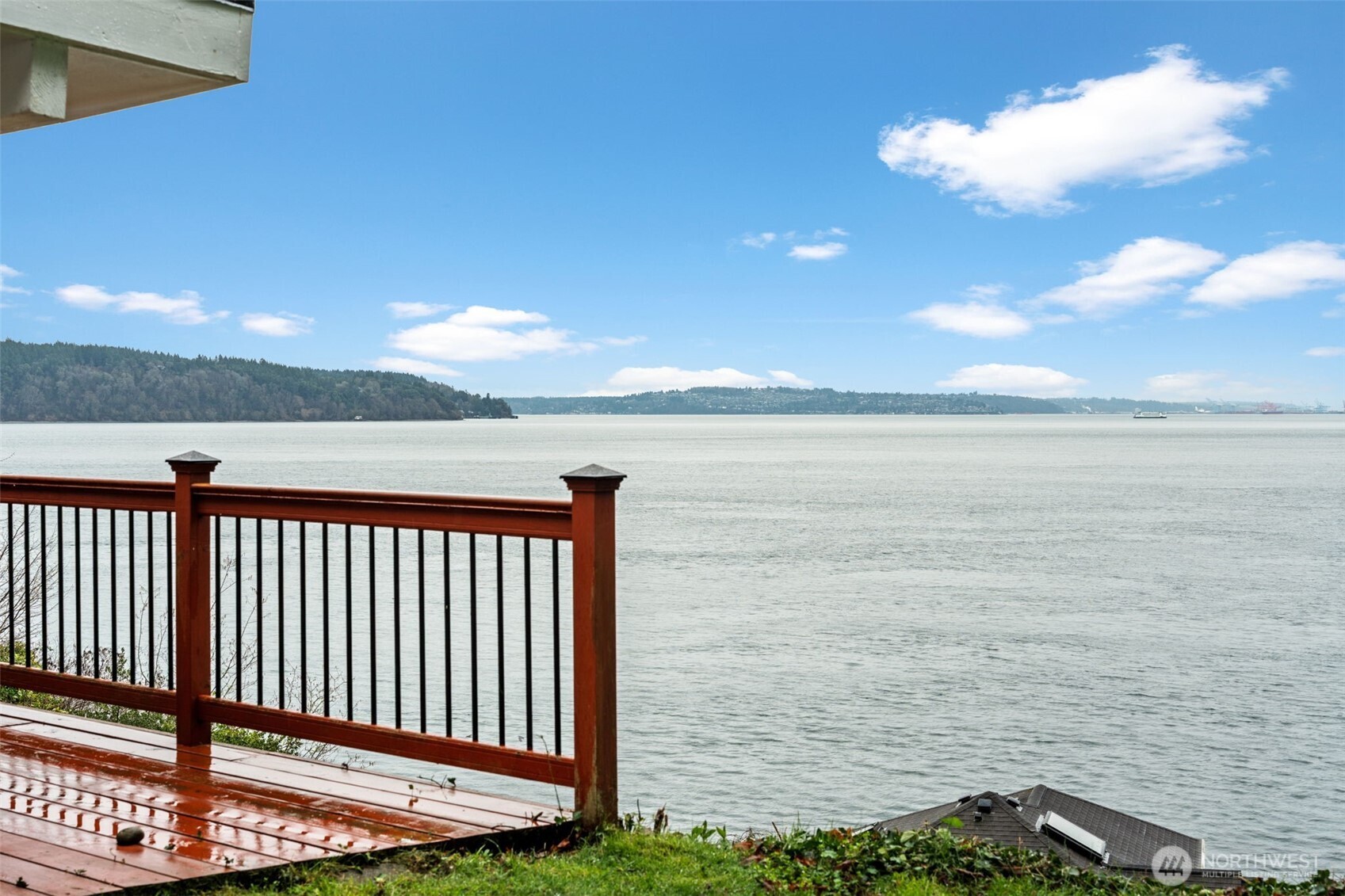 1908 Lybecker Drive NW