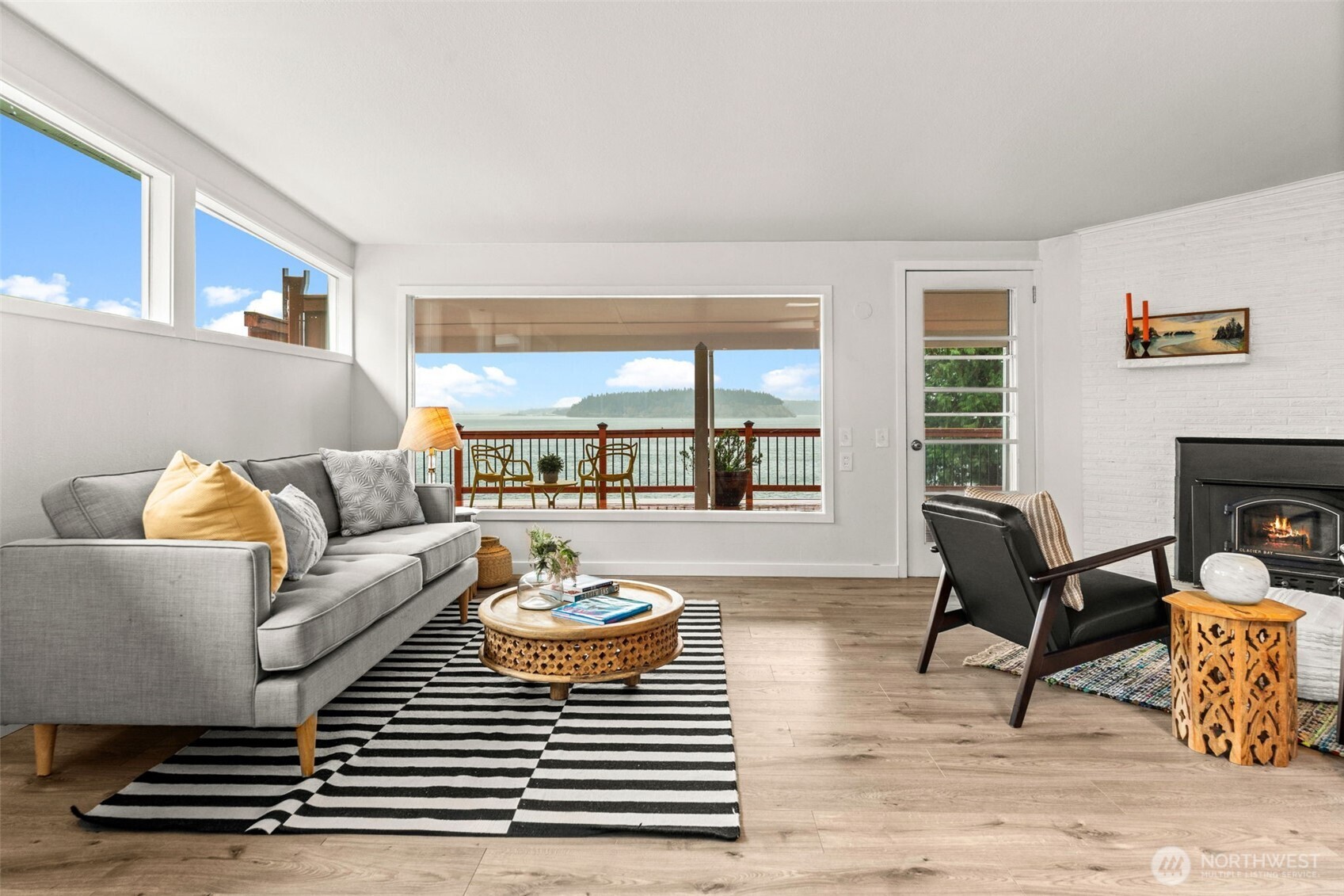 1908 Lybecker Drive NW