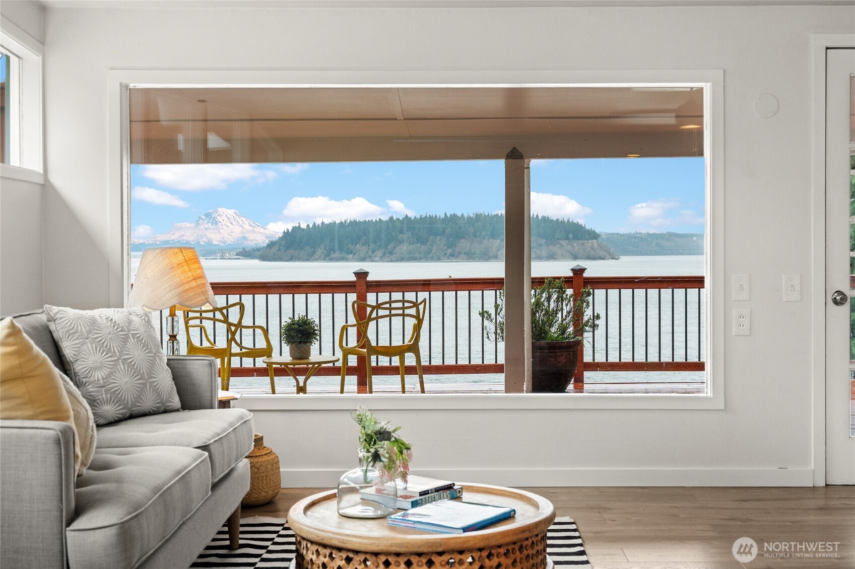 1908 Lybecker Drive NW