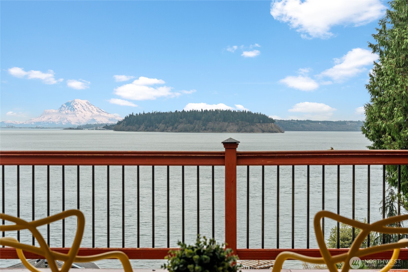 1908 Lybecker Drive NW