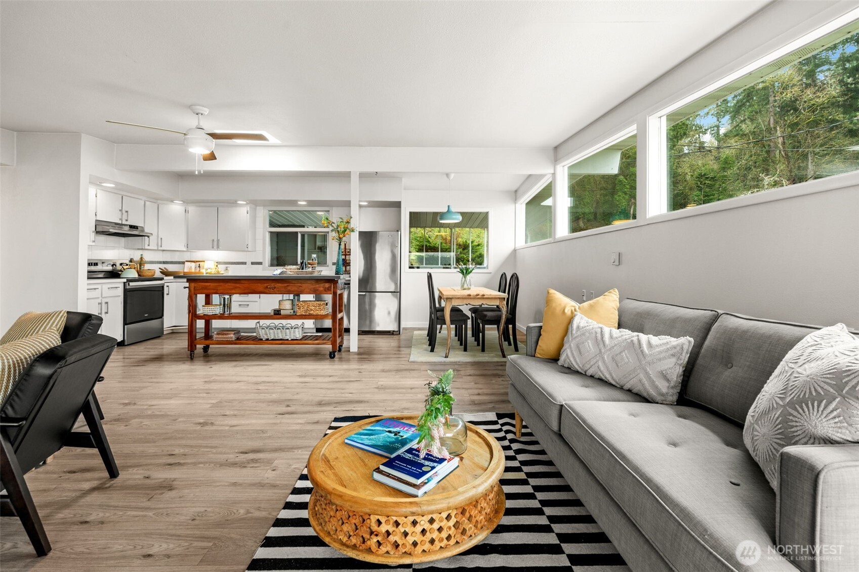 1908 Lybecker Drive NW