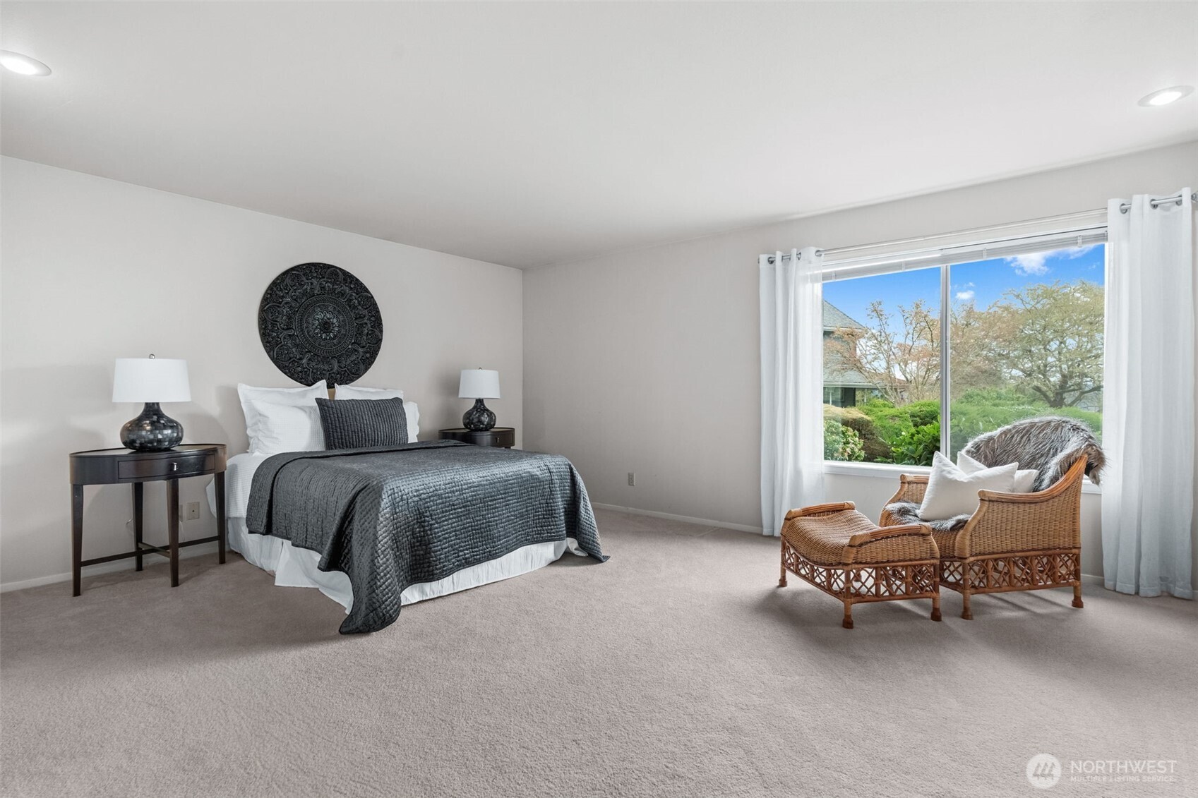 2590 NE William E Sutton Road