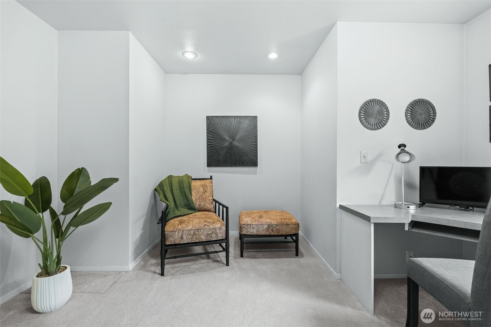 2590 NE William E Sutton Road