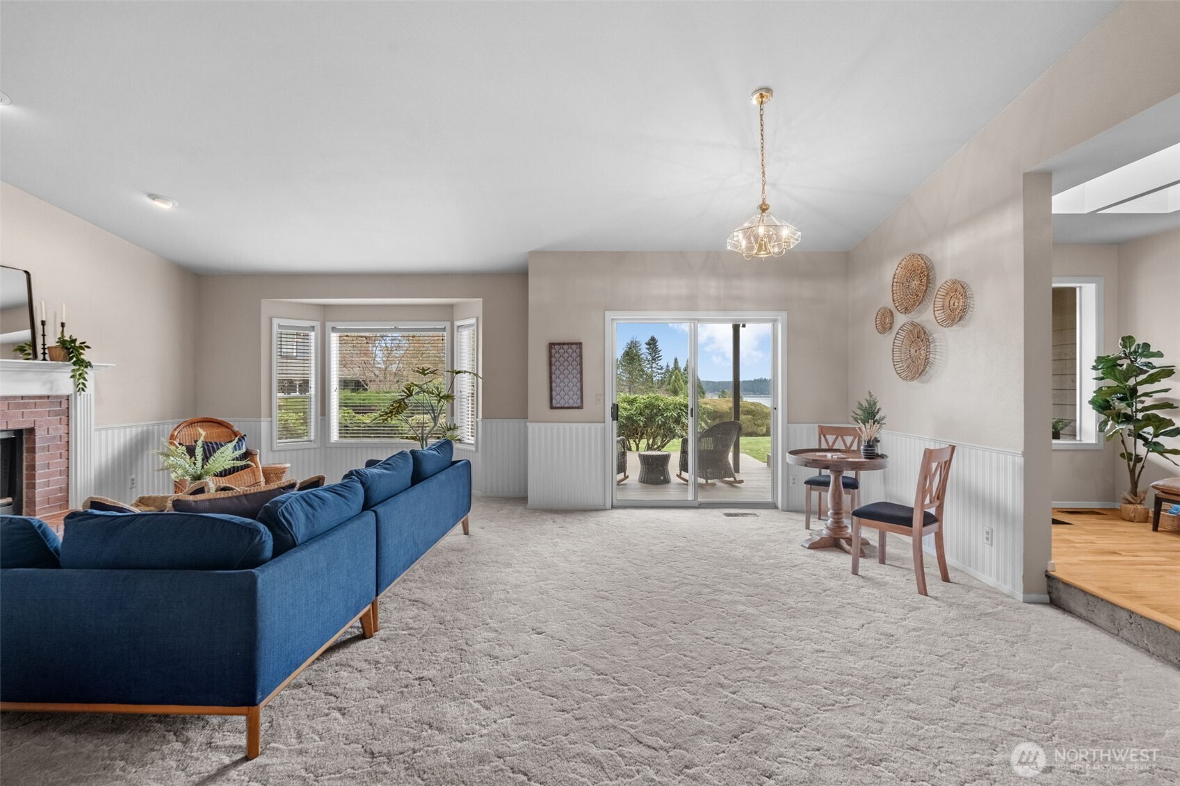 2590 NE William E Sutton Road