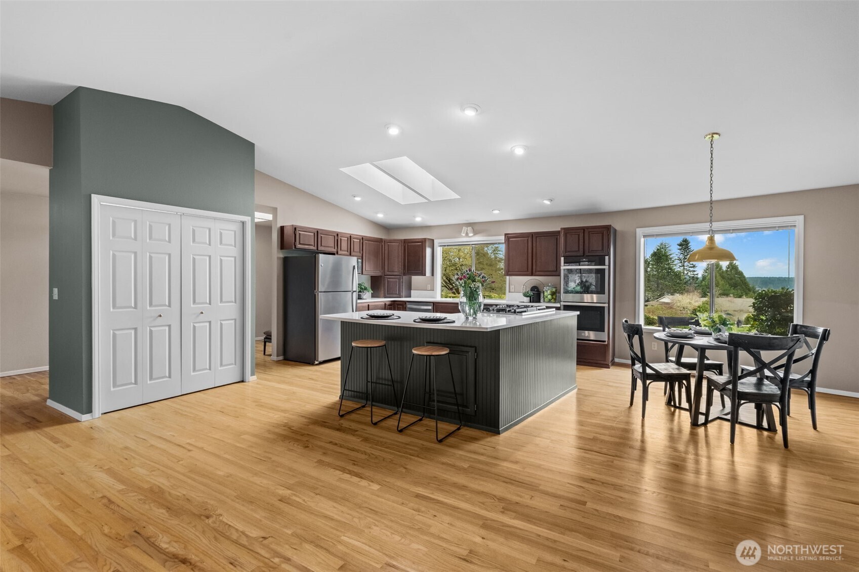 2590 NE William E Sutton Road