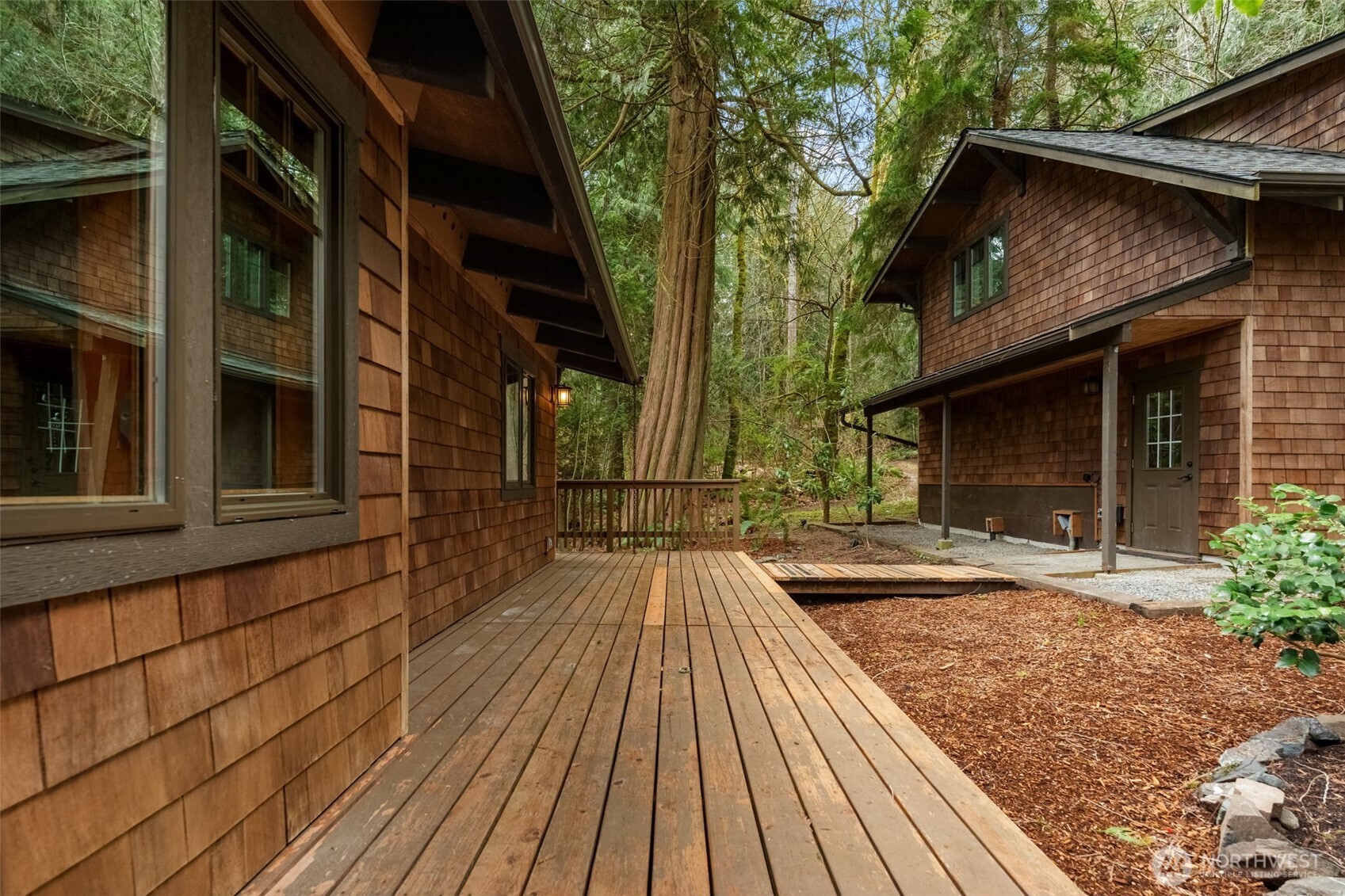 11725 122nd Avenue NW