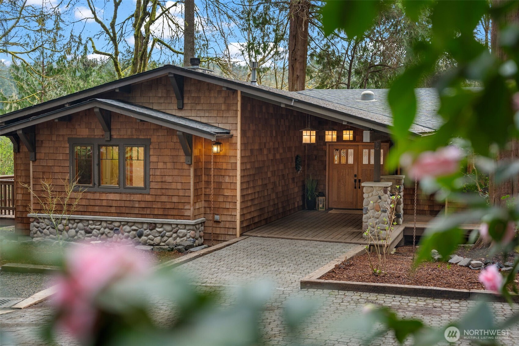 11725 122nd Avenue NW