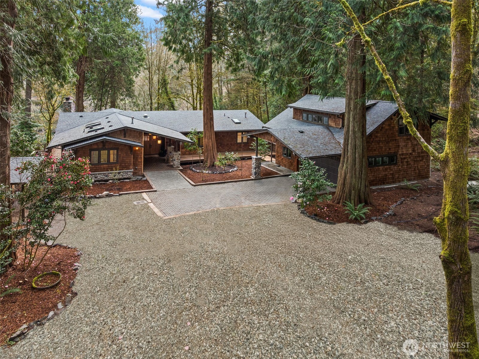 11725 122nd Avenue NW