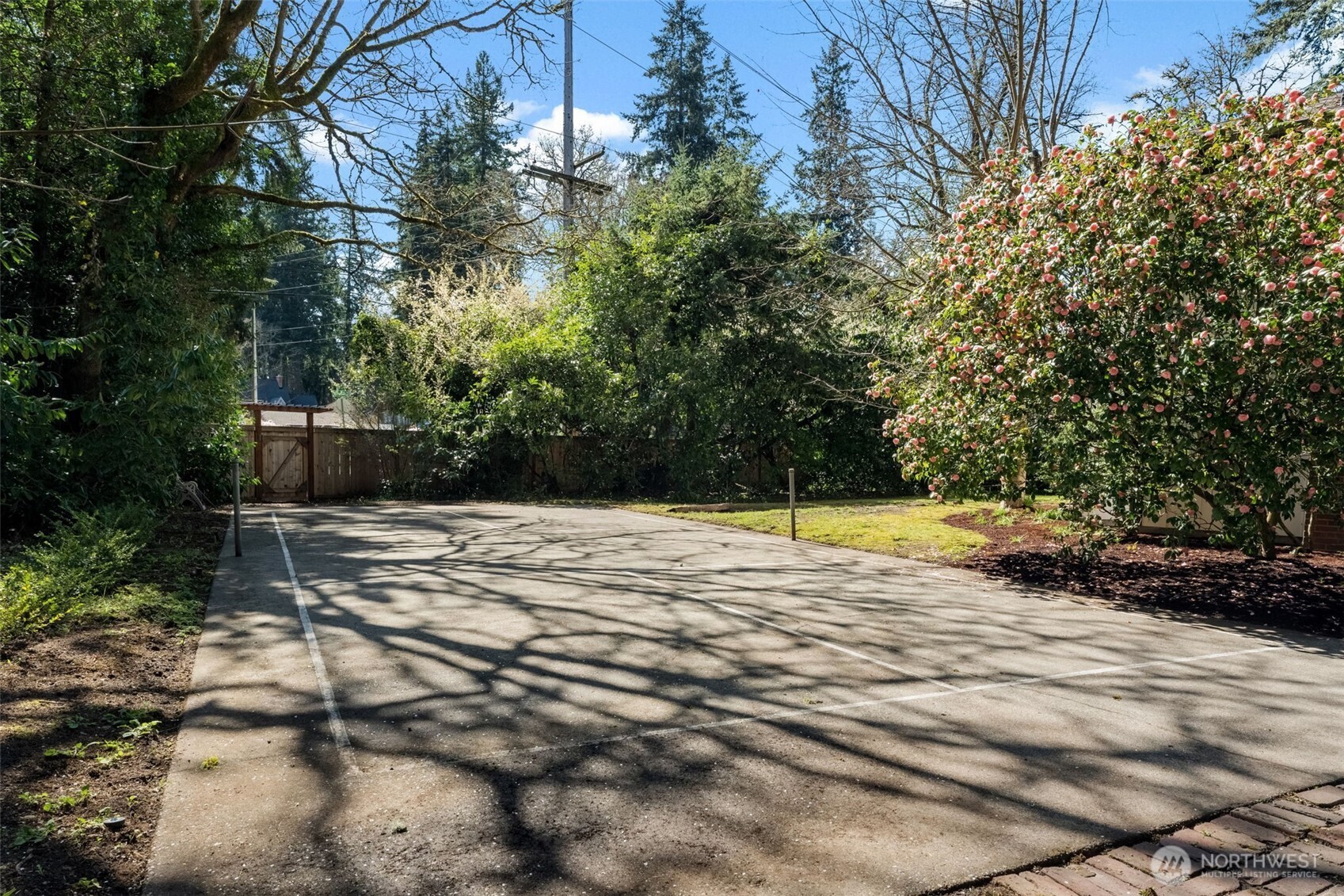 12321 Interlaaken Drive SW