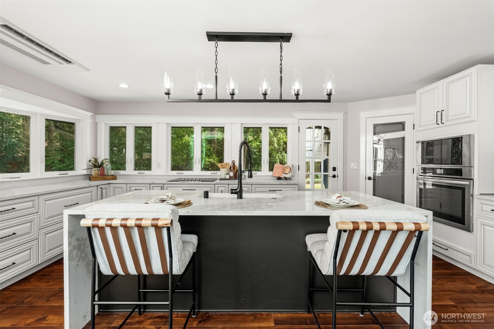 12321 Interlaaken Drive SW