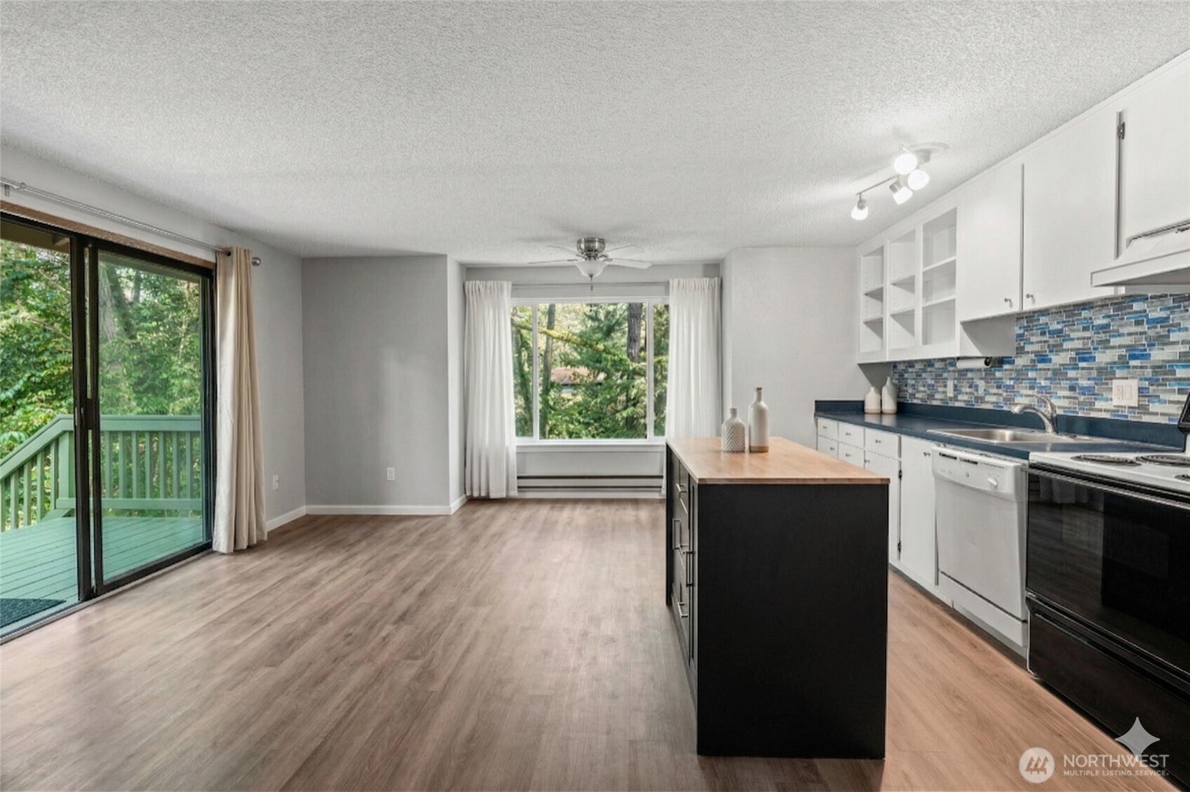 12321 Interlaaken Drive SW