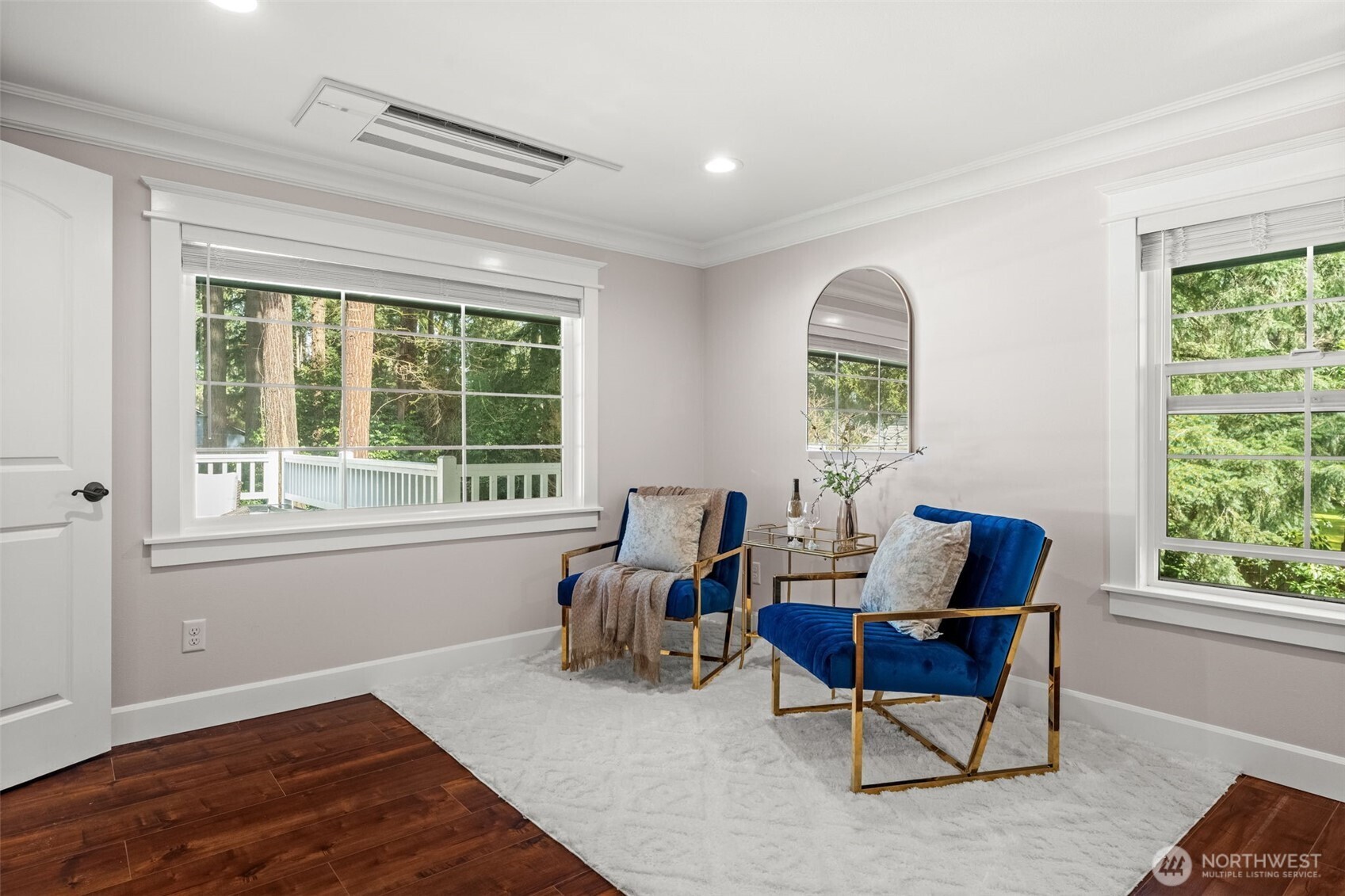 12321 Interlaaken Drive SW