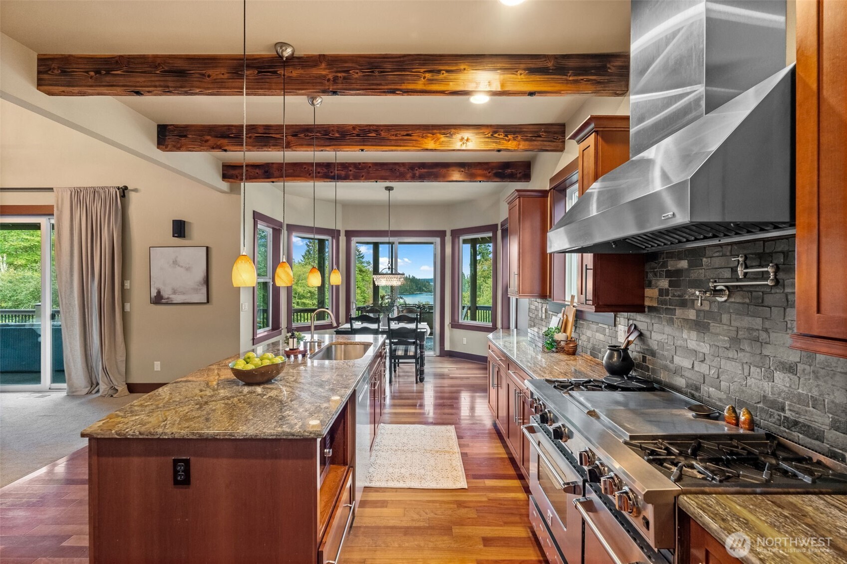 9915 Key Peninsula Highway NW