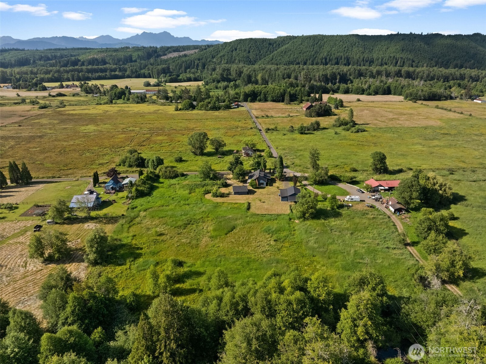 241 W Deyette Road
