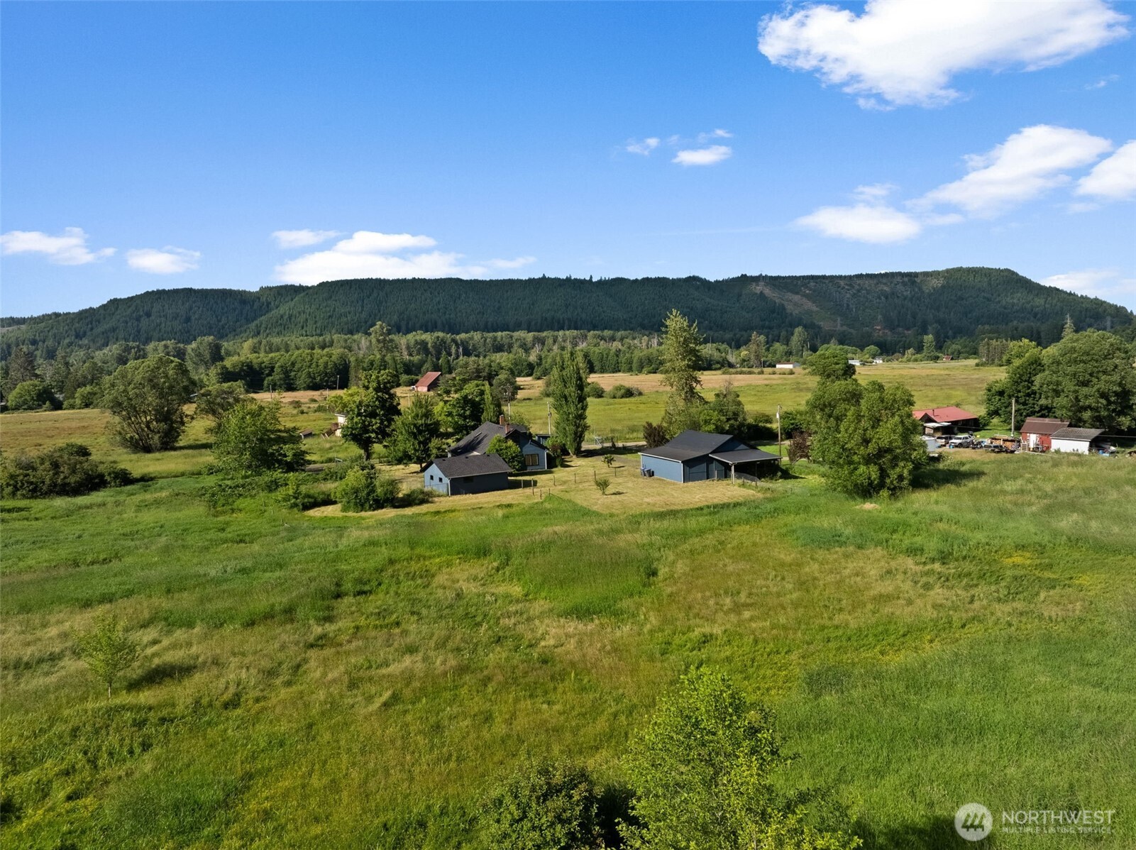 241 W Deyette Road