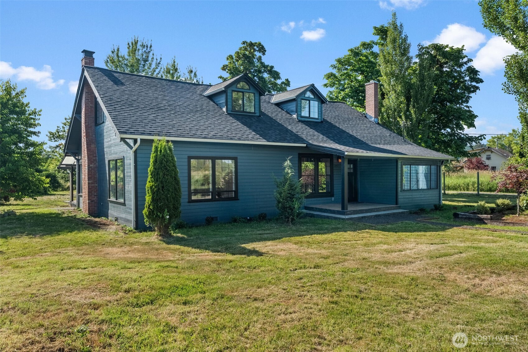 241 W Deyette Road