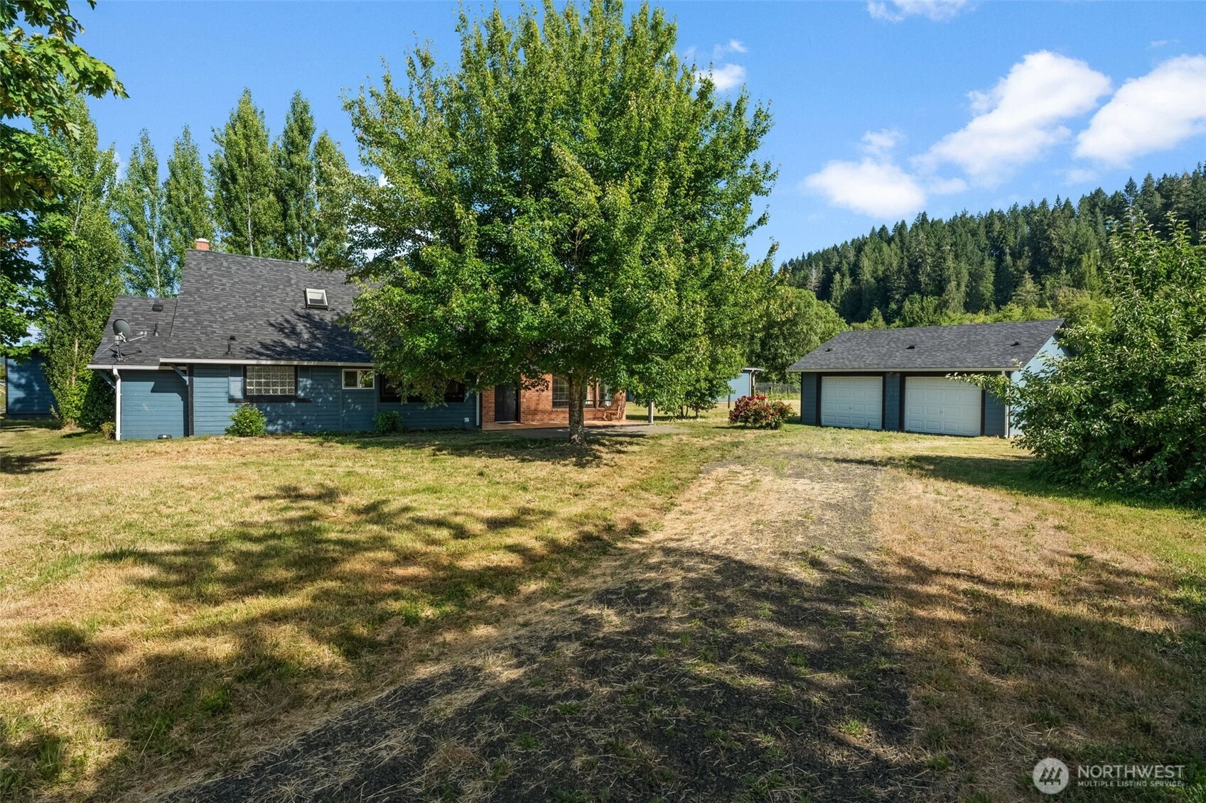 241 W Deyette Road