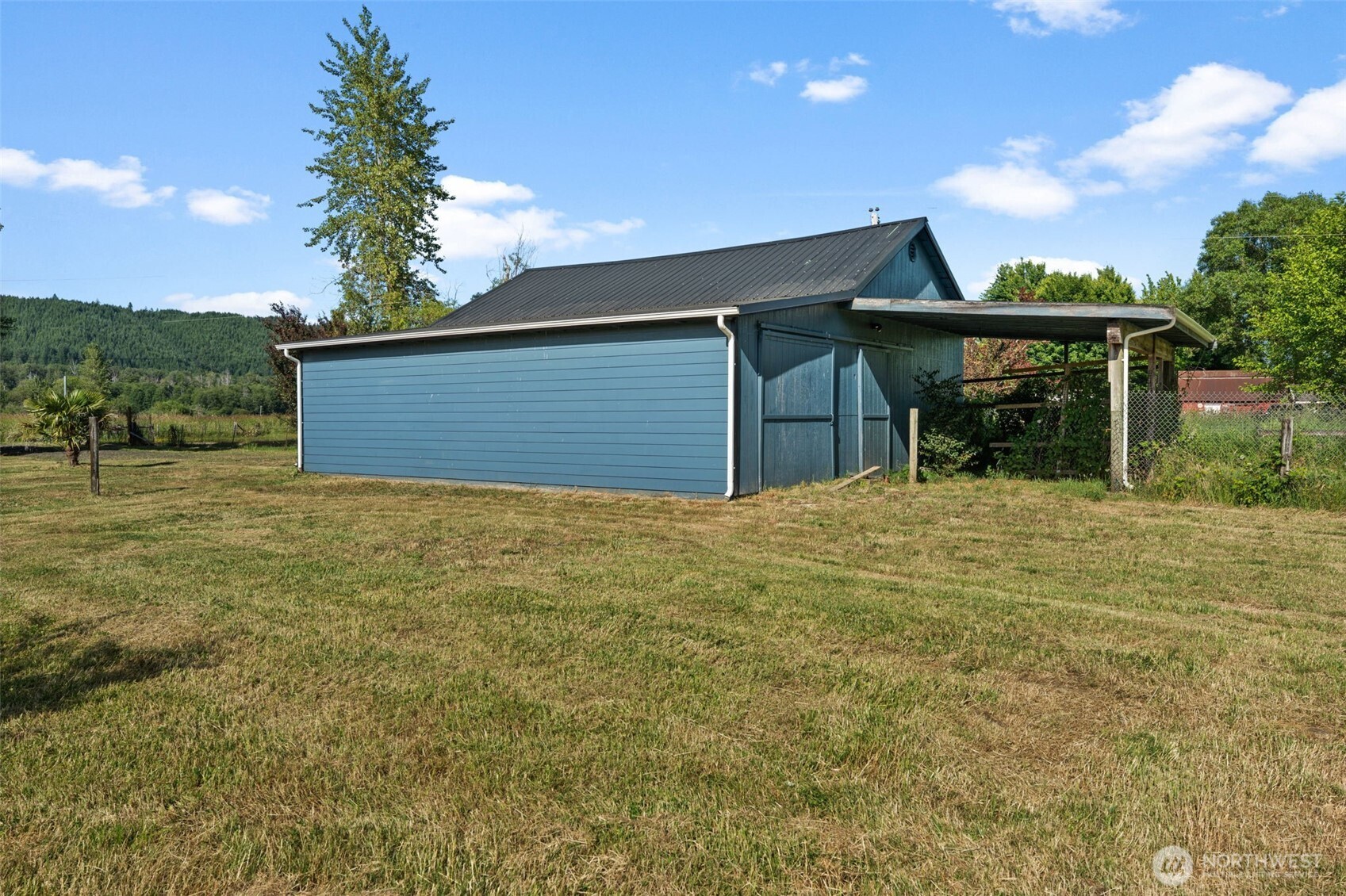 241 W Deyette Road