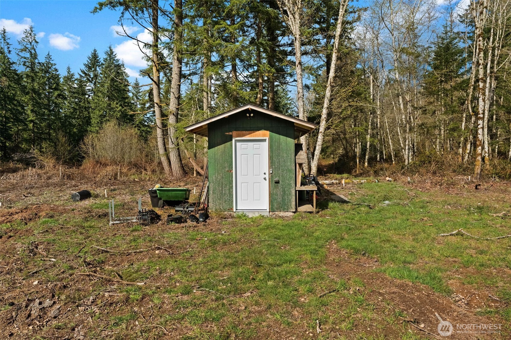 8165 Orchard Avenue SE