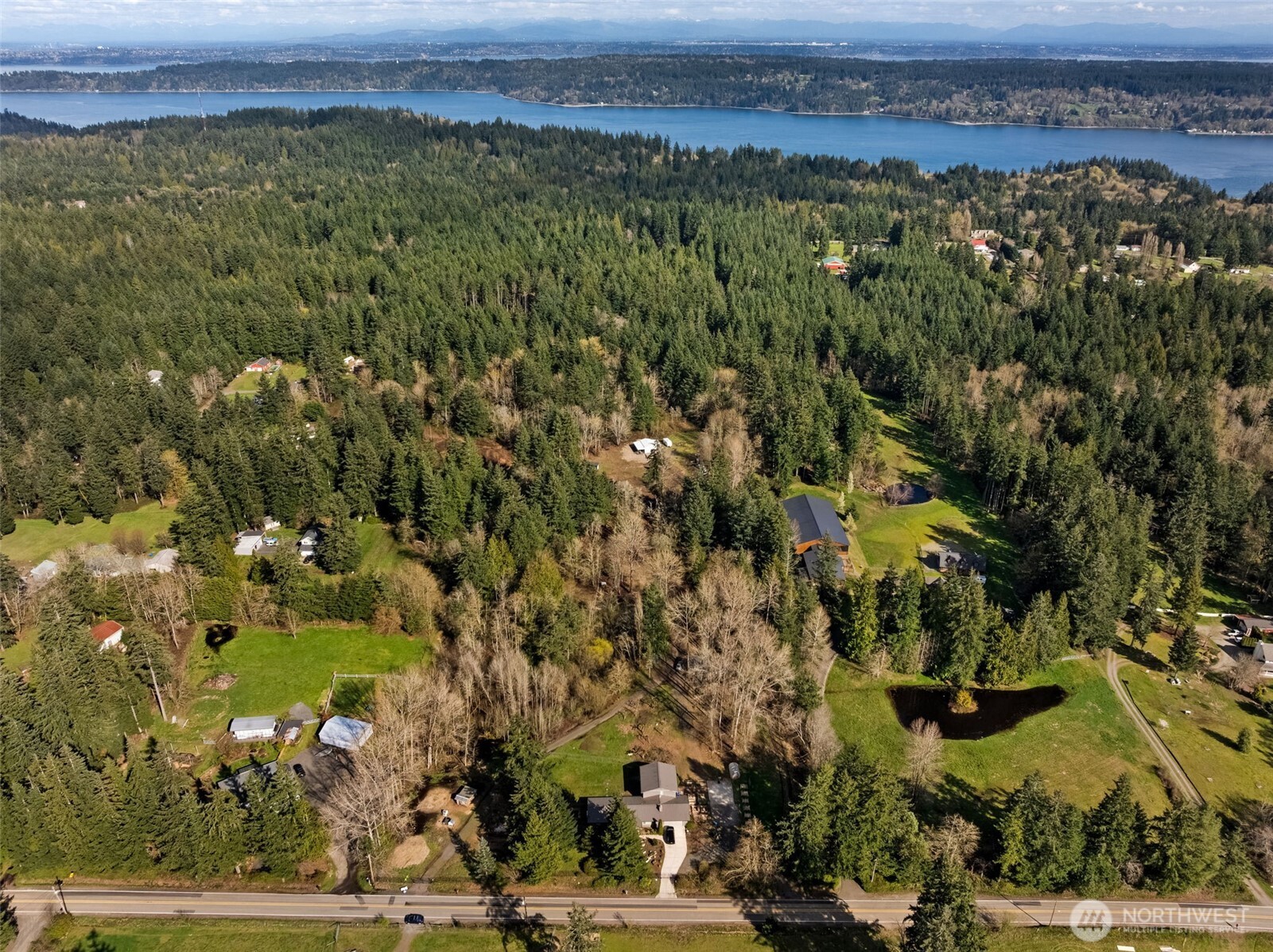 8165 Orchard Avenue SE