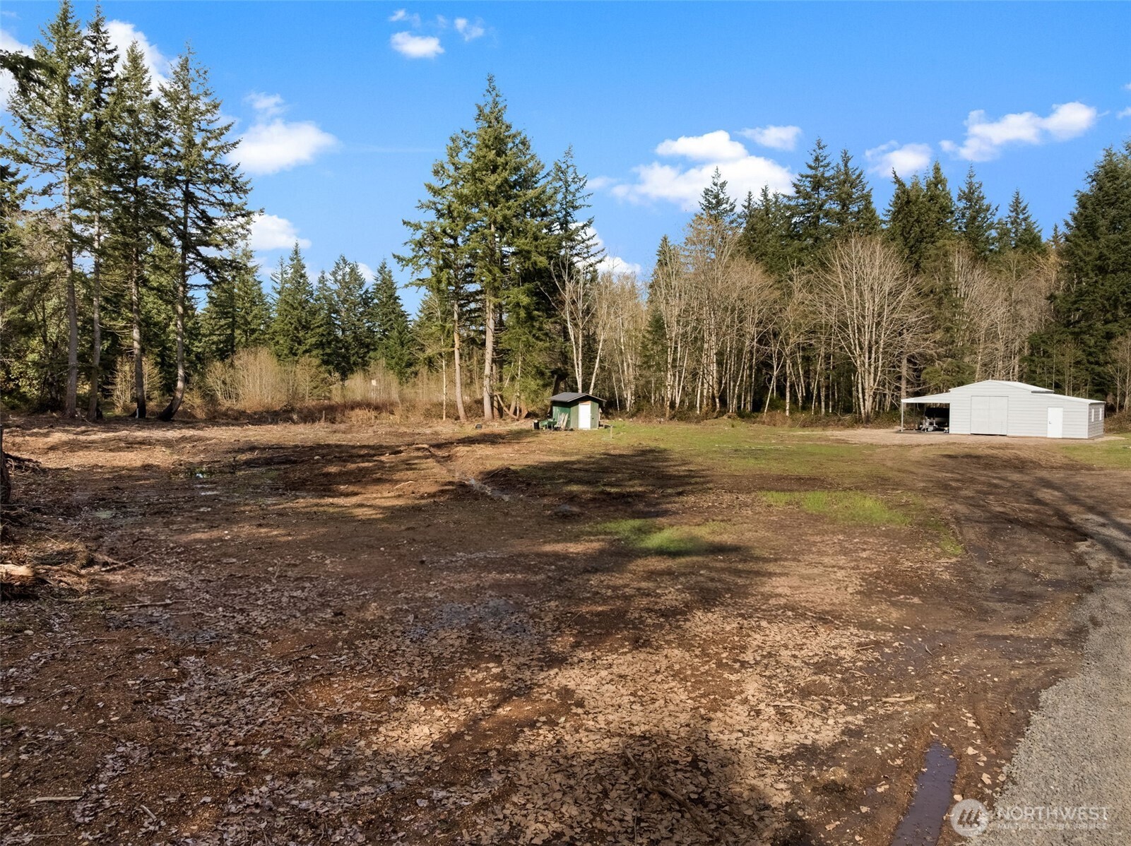 8165 Orchard Avenue SE