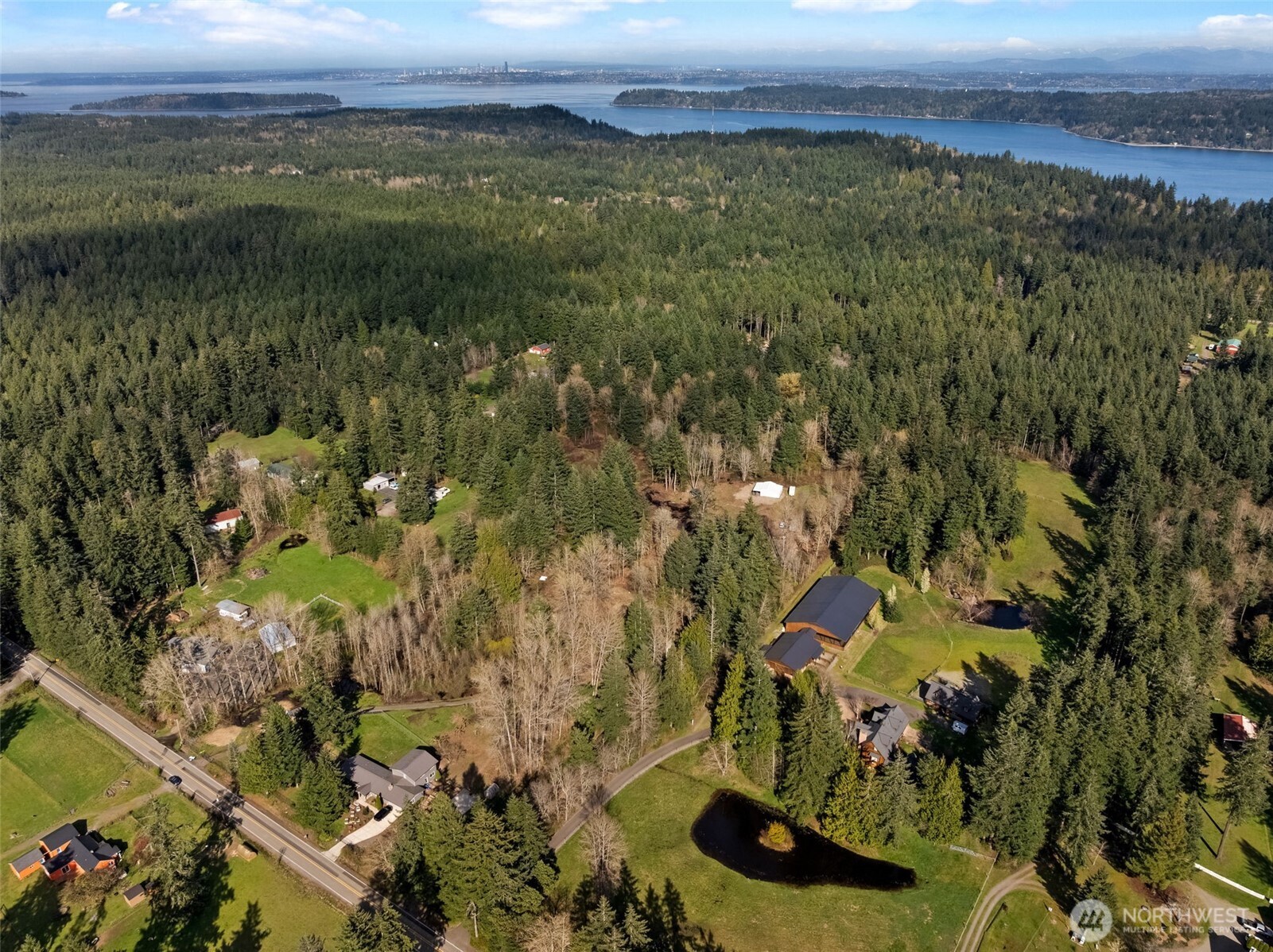 8165 Orchard Avenue SE