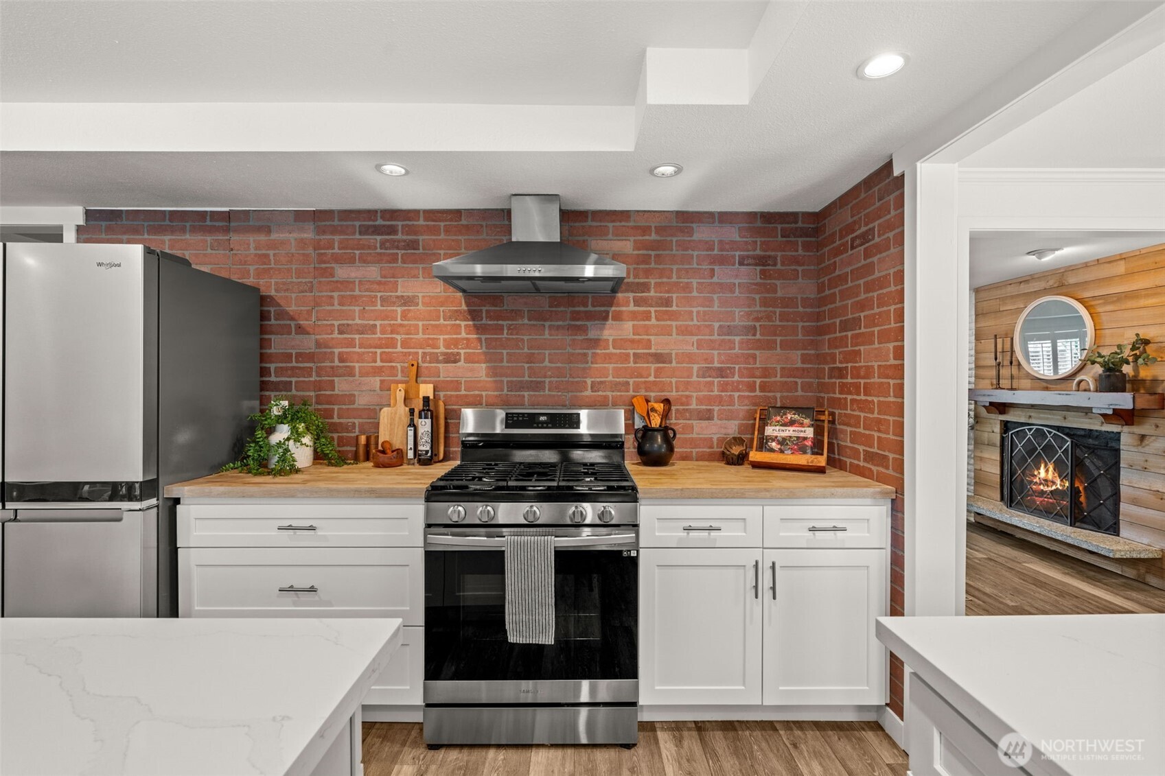 14015 57th Avenue NW