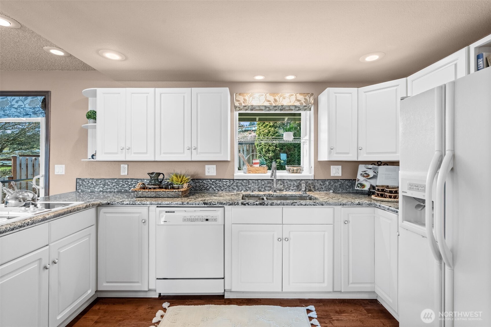 11004 Colvos Drive NW